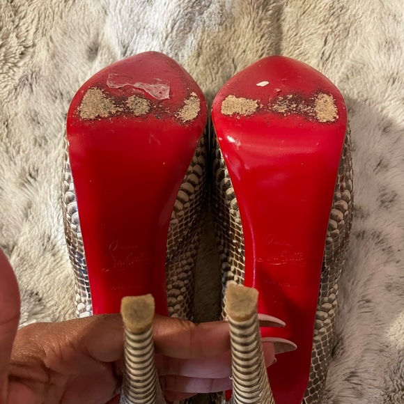 Authentic Christian Louboutin Daffodil Pumps - Picture 5 of 6